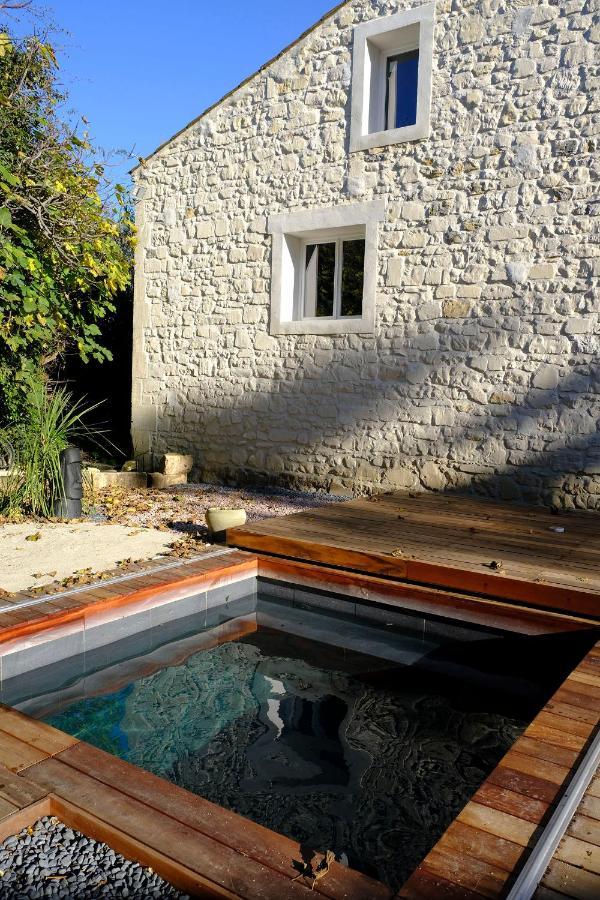 Le Loft De La Grange Bed & Breakfast Arles Luaran gambar