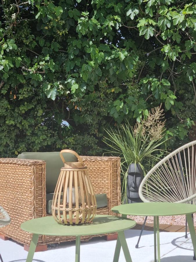 Le Loft De La Grange Bed & Breakfast Arles Luaran gambar